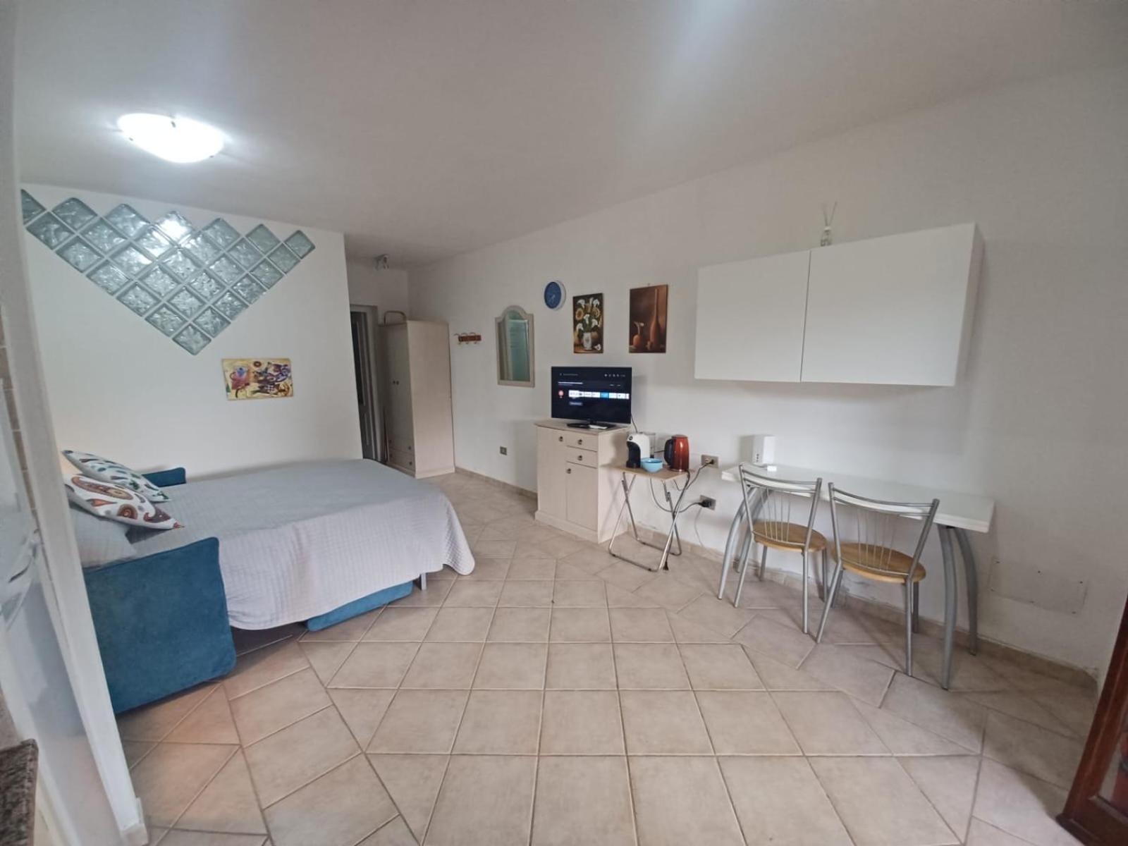 Casa Monella Mono Locale Vista Mare Apartment Marinella  Bagian luar foto